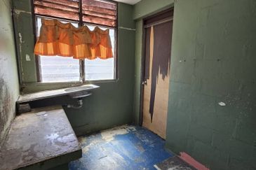 Flat Taman Mewah Bercham