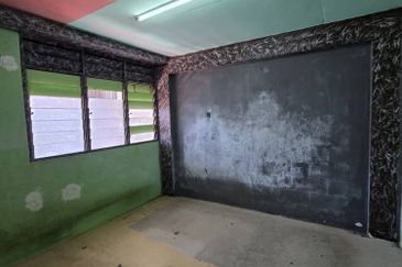 Flat Taman Mewah Bercham