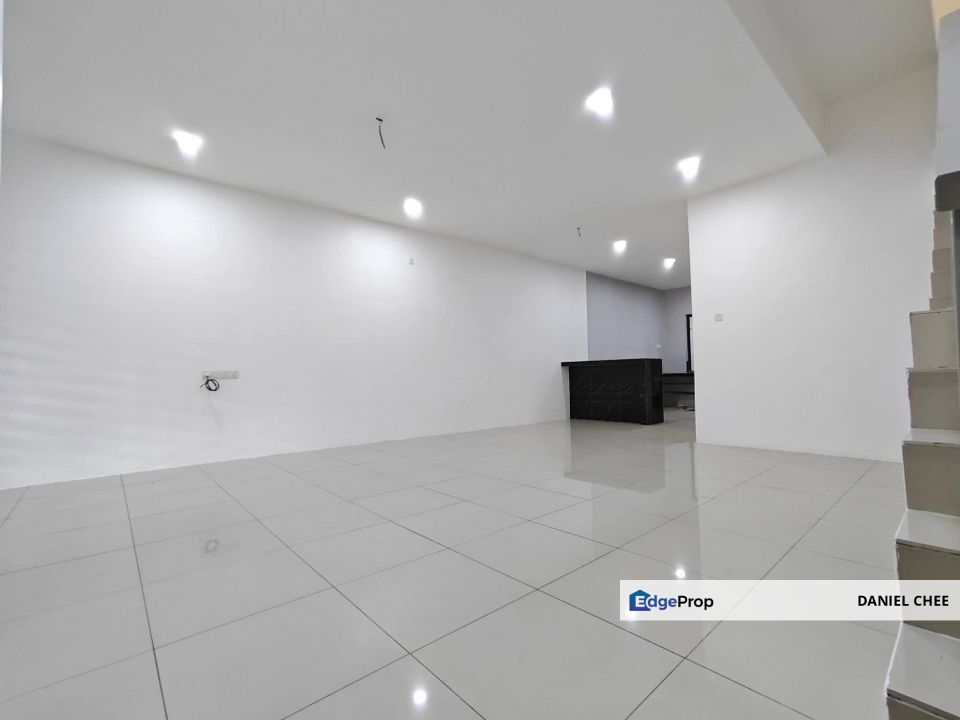 Jalan KK Sunland Residence Fully Renovated Below MV 50K Double Storey House For Sale, Perak, Kinta