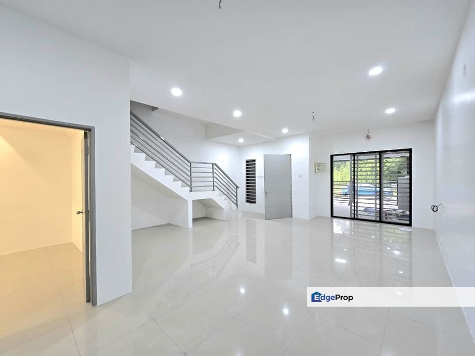 New Fully Renovated 2 Storey at Ipoh Jalan Kuala Kangsar, Perak, Ipoh