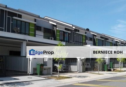 Semenyih Parklands Terrace House 4 Bedrooms To Let for Family, Selangor, Semenyih