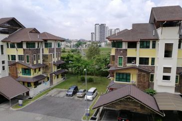 Avenue 2, Lake Valley