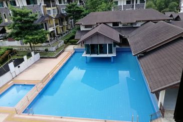 Avenue 2, Lake Valley