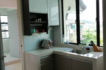 Avenue 2, Lake Valley