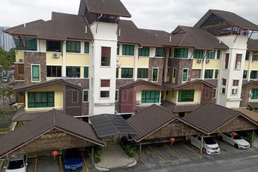 Avenue 2, Lake Valley