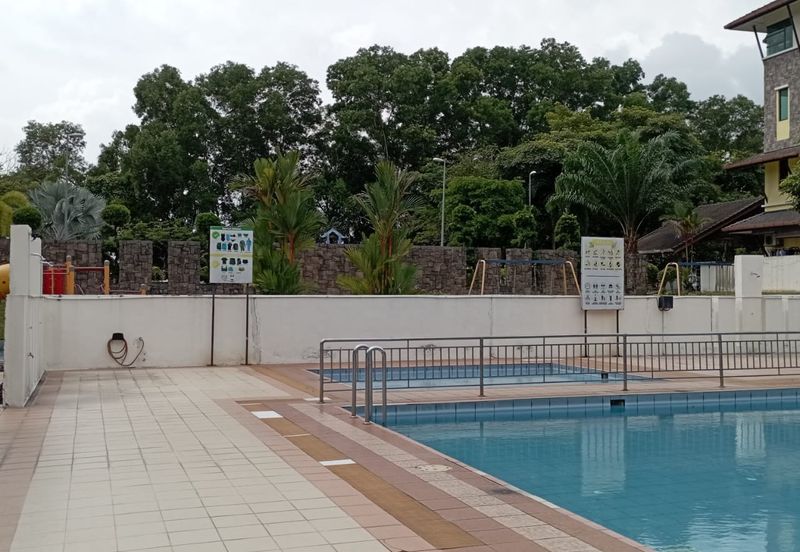 Avenue 2, Lake Valley