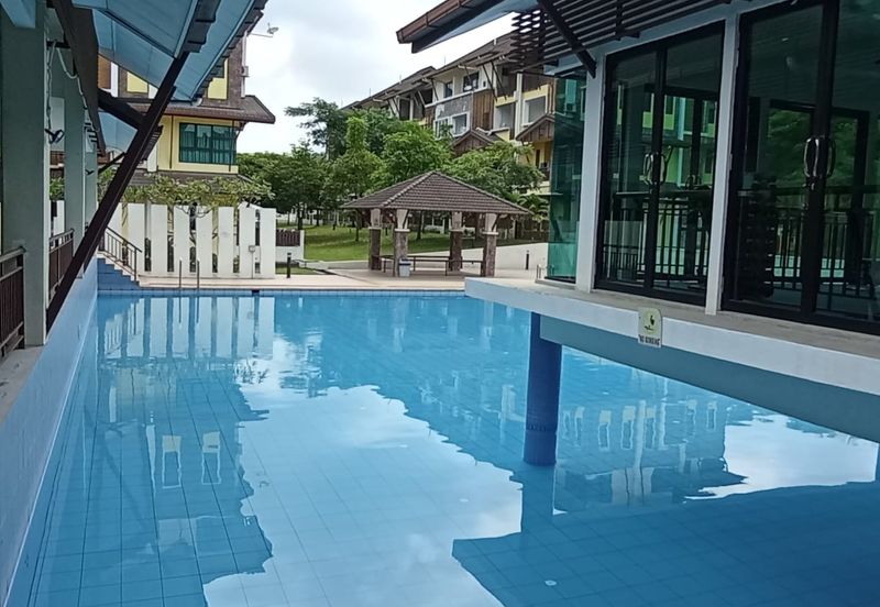 Avenue 2, Lake Valley