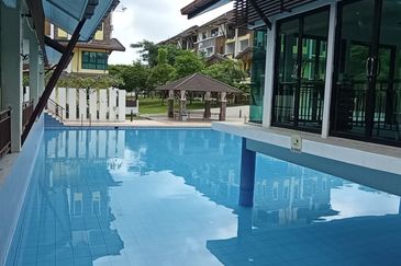 Avenue 2, Lake Valley