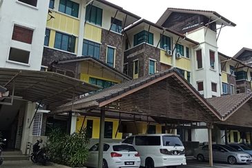 Avenue 2, Lake Valley