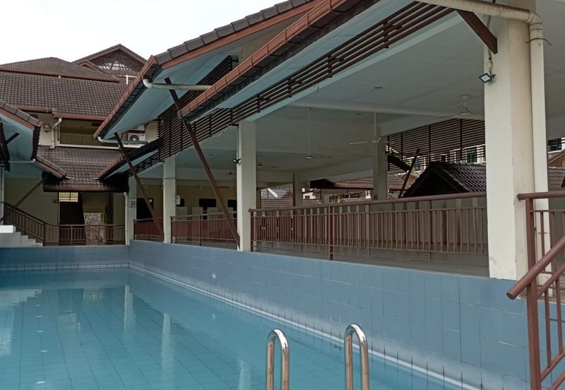 Avenue 2, Lake Valley