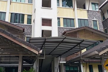 Avenue 2, Lake Valley