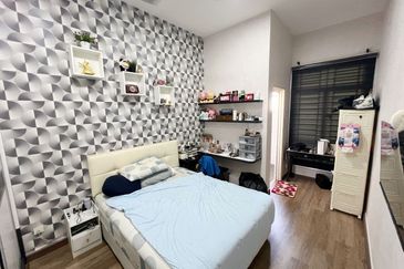 Austin Residence @Taman Mount Austin