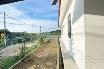 Taman Suria, Simpang Renggam