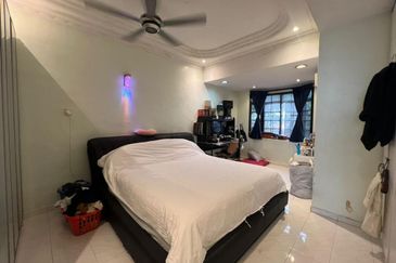 Taman Nong Chik Heights