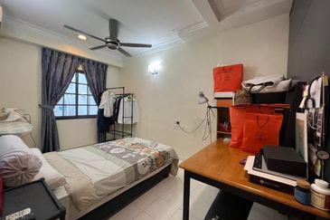 Taman Nong Chik Heights