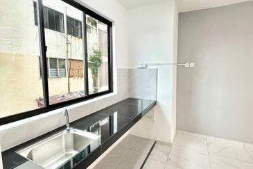 Flat Taman Ungku Tun Aminah