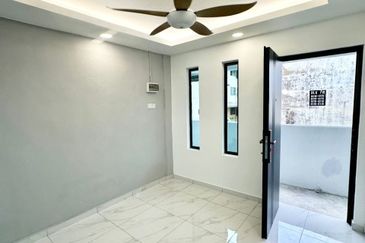 Flat Taman Ungku Tun Aminah