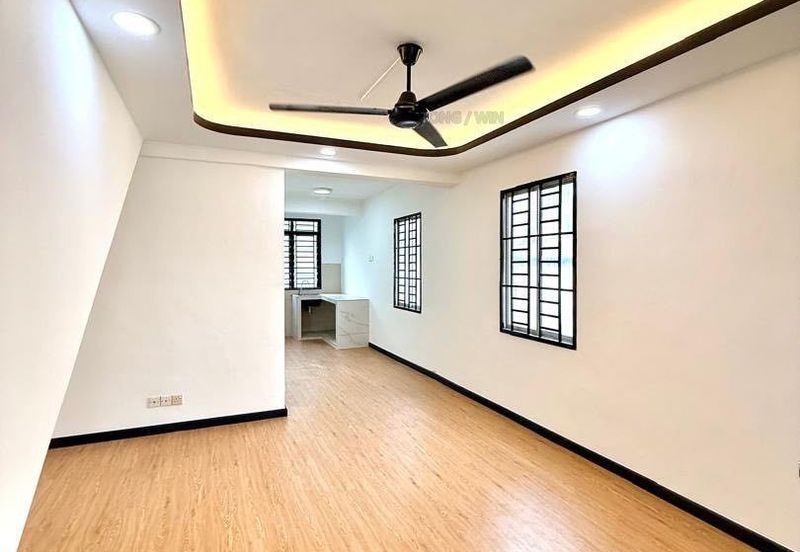 Taman Tanjung Puteri Resort