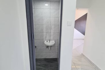 Taman Pulai Utama Flat