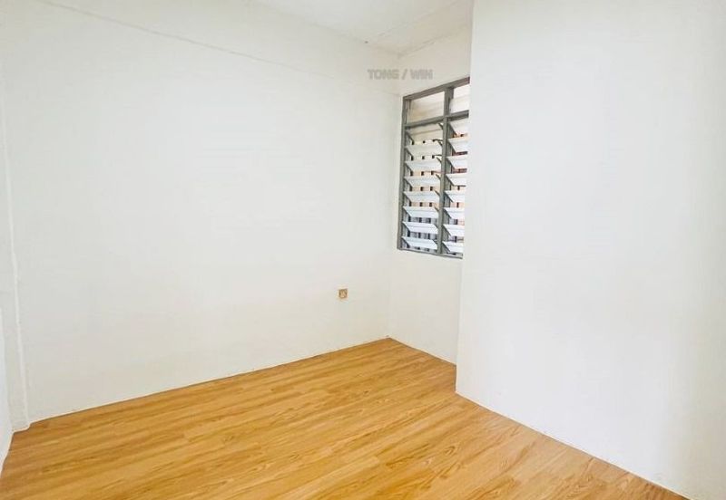 Flat Temenggong, Bandar Indahpura