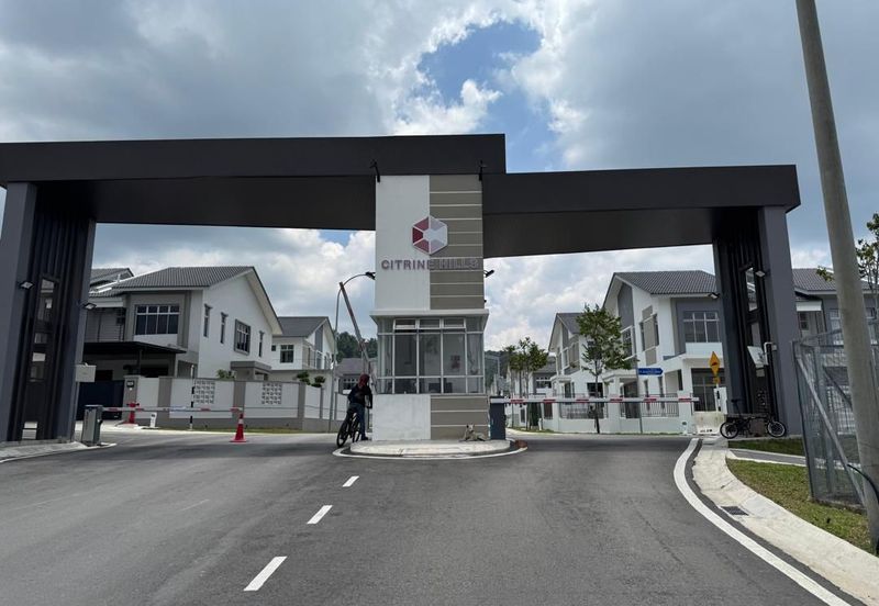 Sunway Citrine Lakehomes