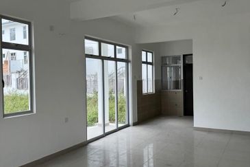 Sunway Citrine Lakehomes