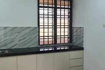 Flat Temenggong, Bandar Indahpura