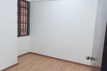 Flat Temenggong, Bandar Indahpura