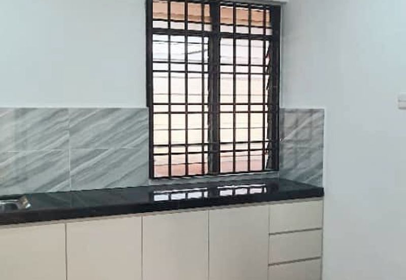 Flat Temenggong, Bandar Indahpura