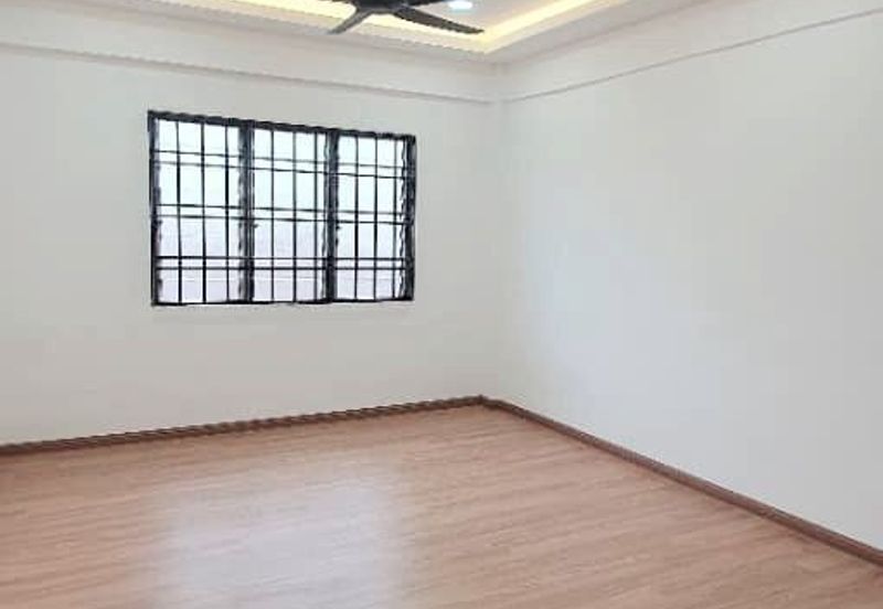 Flat Temenggong, Bandar Indahpura