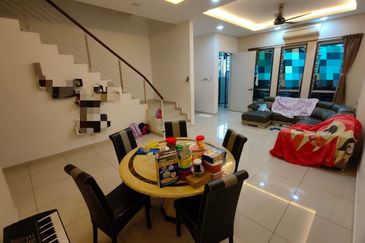 Austin Residence @Taman Mount Austin