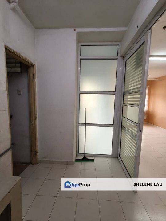 Villa Krystal Apartment 3 Room Apartment For SALE, Johor, Skudai