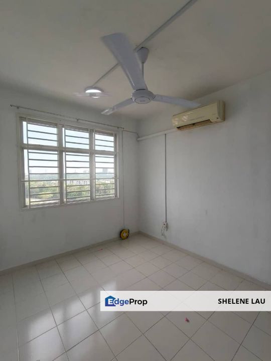Villa Krystal Apartment 3 Room Apartment For SALE, Johor, Skudai