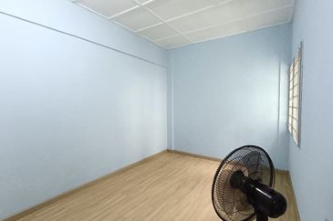 Lily & Jasmine Apartment