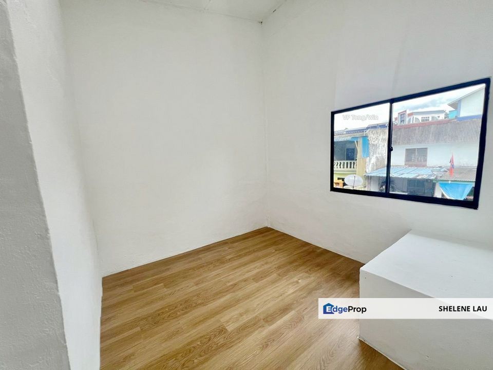 Taman Senai Jaya Double Storey Low Cost Endlot With Extra 6ft Land For Sale, Johor, Senai