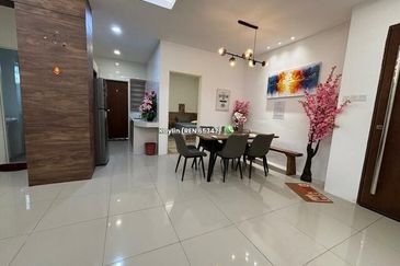 3 bedrooms Sri Pertiwi Aurora Square at Moyan Kuching for book