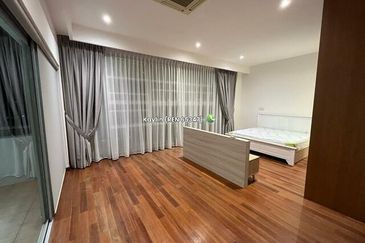 Upper unit of Lush Residence, Near BDC/ Galacity prime area for sale