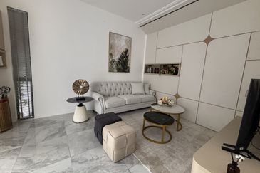 Melrose Residence, Riveria, Kuching-Samarahan Expressway for sale