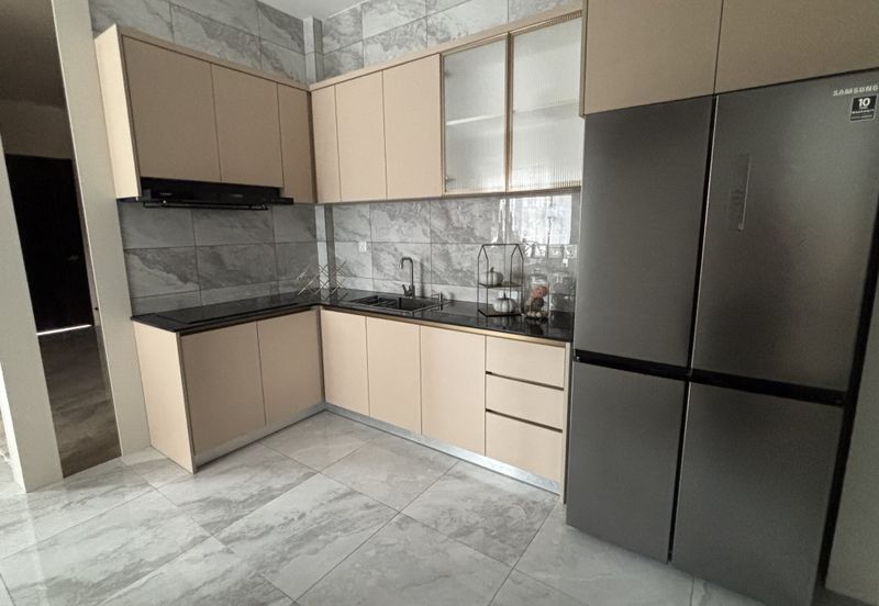 Melrose Residence, Riveria, Kuching-Samarahan Expressway for sale