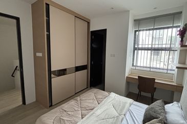 Melrose Residence, Riveria, Kuching-Samarahan Expressway for sale