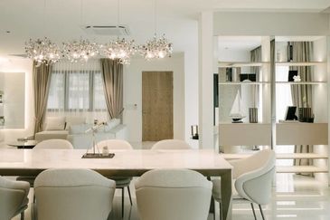 Jalan Sungai Maong Tengah