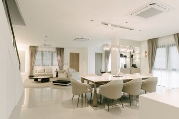 Jalan Sungai Maong Tengah