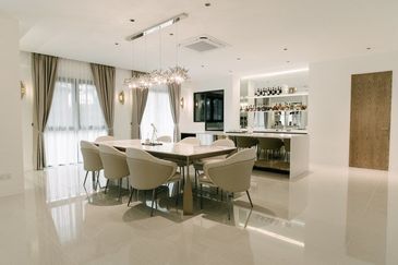 Jalan Sungai Maong Tengah