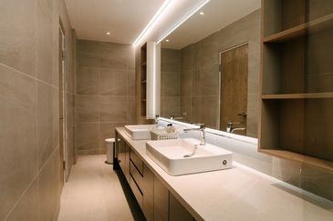 Jalan Sungai Maong Tengah