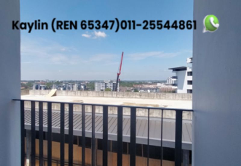 Tropics City, 2 bedrooms unit at high floor at prime location for sale