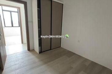 3 bedrooms at Docklands Batu Kawa Stapok open for booking