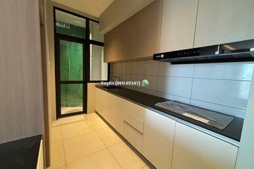 3 bedrooms at Docklands Batu Kawa open for booking