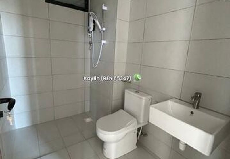 3 bedrooms at Docklands Batu Kawa Stapok open for booking