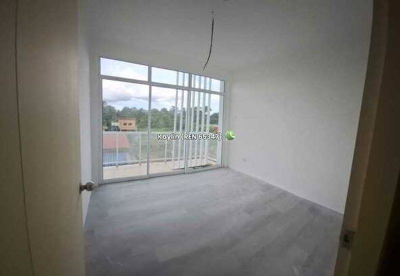 Brand New Marq Suites Townhouse For Sale