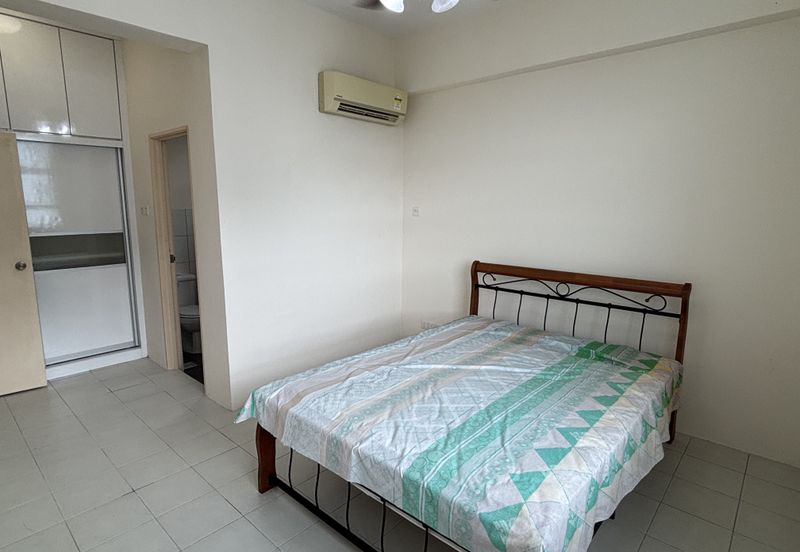 SkyVilla Condominium